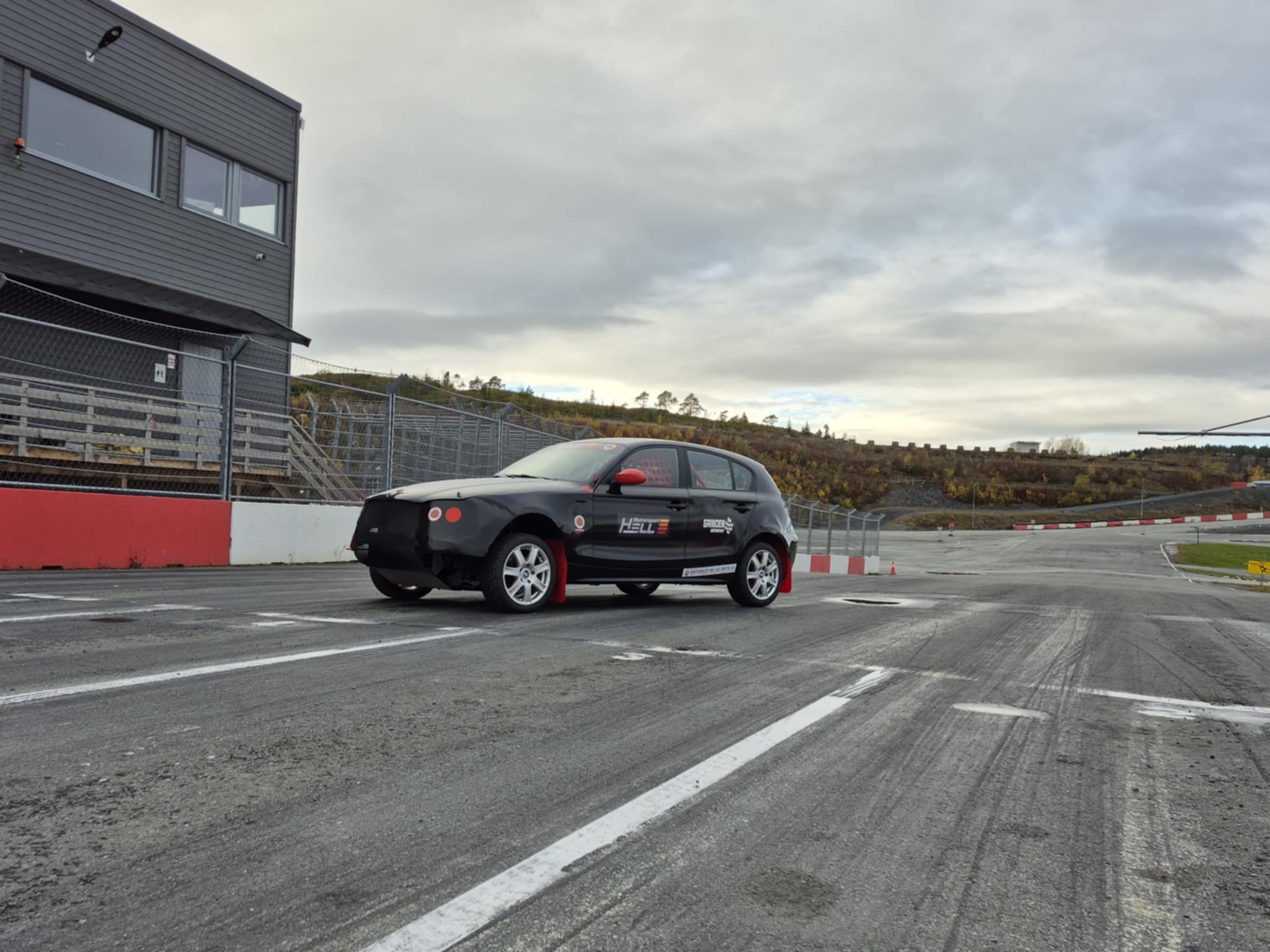 Artikkelbilde til artikkelen Lotteribil BMW V8